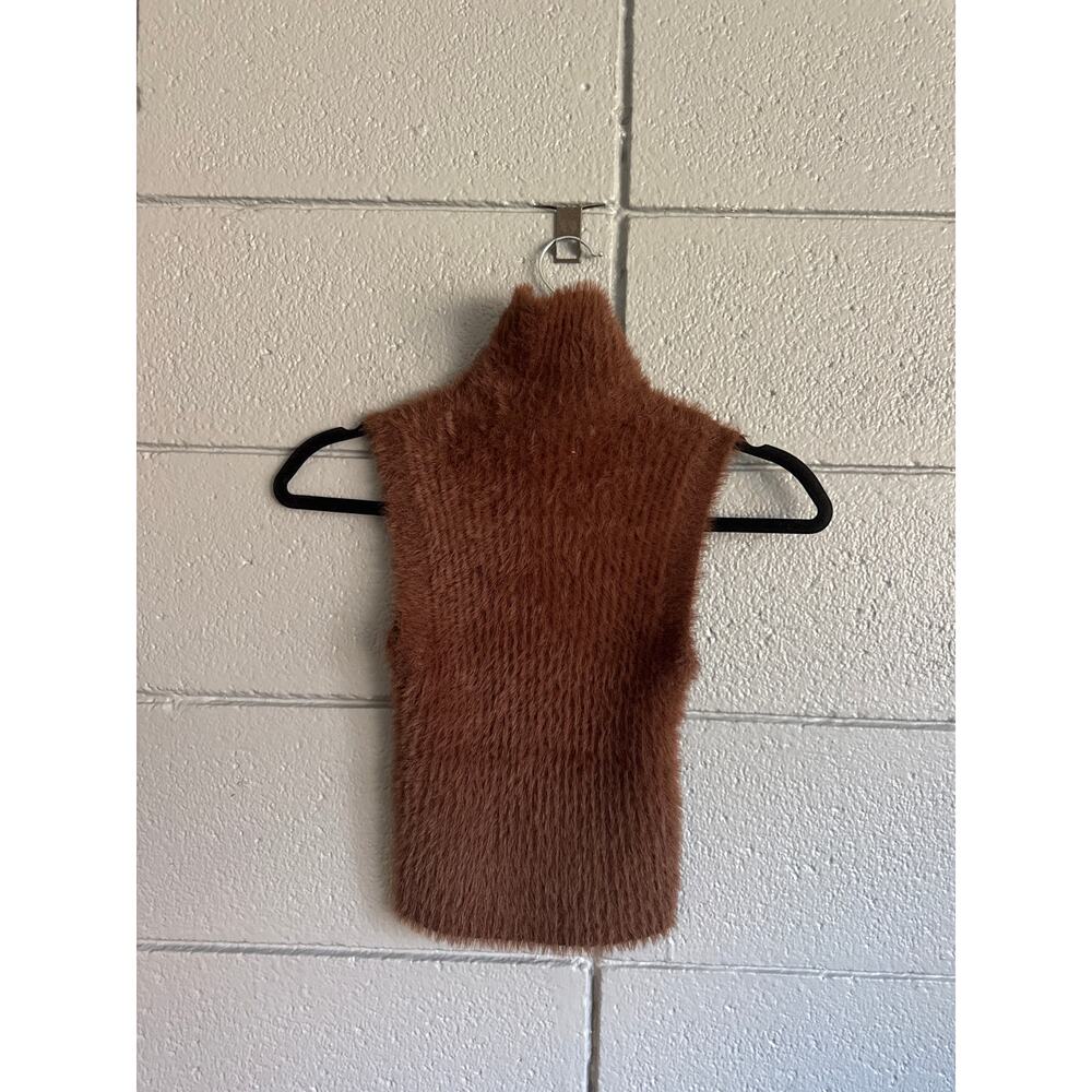 Needii Mockneck Cropped Sweater Tank in Chocolate Brown size S - Picture 4 of 4